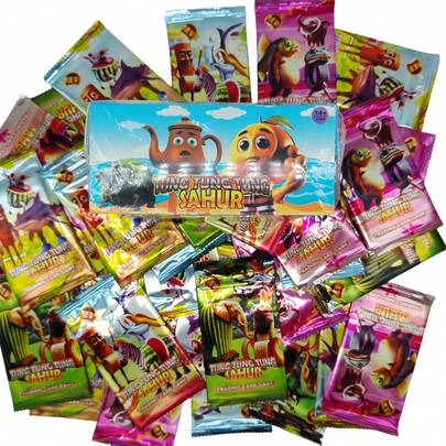 1/4/36 piezas Colección de tarjetas de gusano cerebral italiano, Tralalero Tallala y Tung Tung Tung Sahur, Colección de tarjetas con lámina de oro, Empaquetado aleatorio raro, Empaquetado exterior aleatorio - Paquete de colección de tartas clásicas de anime, Juego de colección de tartas a ciegas divertido, Accesorios de la serie de dibujos animados clásicos, Material de papel duradero, Halloween, Navidad, Acción de Gracias, Pascua, Año Nuevo, Día de San Valentín, Regalo de fiesta de cumpleaños