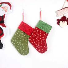 1/3/6/10/24 piezas Juego de Calcetines Navideños - Diseños clásicos a cuadros y de copos de nieve para colgar en el árbol, perfectos para decoraciones navideñas, acentos de chimenea y regalos de fiesta - Multicolor - Ver 3