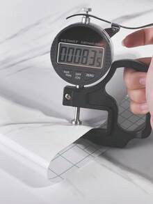 1卷白色大理石纹厨房防油自粘防水台面纸，适用于橱柜、家具、厨房，尺寸为15.8英寸 x 118英寸