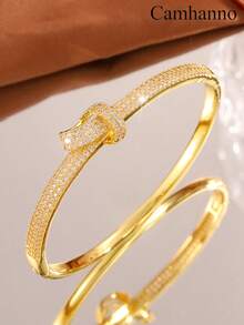 Camhanno 1 Stück elegantes und hochwertiges Kupferarmband mit polierter Oberfläche und zeitlosem Knoten-inspiriertem Design, lässt Sie professionell und elegant aussehen, ideal für den täglichen Arbeitsweg, um den Bürostil zu verbessern