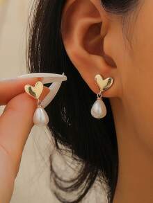 1 Pair Elegant Copper Zirconia Stone Devil's Eye Stud Earrings, Women's Earrings, Suitable For Daily, Party, Holiday Wear, Women's Jewelry