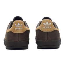 Adidas Originals 男鞋 女鞋 復古時尚低筒板鞋 GAZELLE INDOOR復古休閒鞋 JQ8386 - 貨物褐色/淺金色/白色 - 查看 5