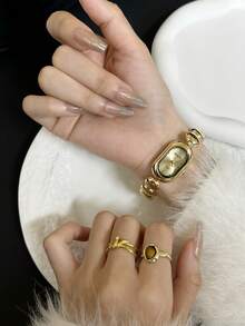 1pc New Fashion Oval Dial Women'S Watch, Retro, Elegant, Simple Style, Adjustable Strap Is VSuitable For Daily Wear, Birthday Gifts, Parties, Holiday Gatherings, New Year's Gift