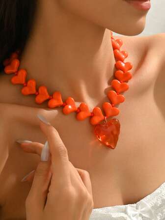 1 st elegant moderiktigt guldhjärtat, orange och rött harts 3D-hjärtahänge halsband, keramiskt hjärta, lämpligt för vardagsbruk, semester, fest