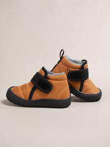 1双幼儿男童黄色中筒雪地靴，带扣，柔软羊毛内衬，圆头，平底，舒适保暖，时尚简约风格，适合冬季户外活动、室内保暖、节日和新年穿着。 - 黃色 - 查看 3