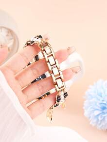 1pc Women's Party Daily Wear Double-Strand Leather Cord Pearl With Bag Cross Heart Pendant Watch Strap Compatible With Apple Watch Band 38/40/41/42/44/45/46/49mm,Metal Watch Strap Replacement For I Watch Series 11/10/9/8/7/SE/6/5/4/3/2/1,Ultra 1/2/3, Best Gift To Grilfried And Friend For Bracelet Wristband(Excluding Watch)