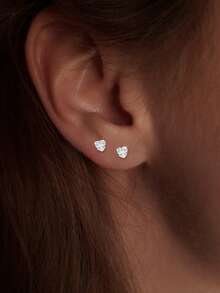 1 件 999 纯银心形爪镶 CZ 鼻钉戒指微型 CZ 耳钉穿孔耳环耳钉条长 8 毫米 10 毫米 - 單隻鼻釘 - 查看 2