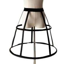 1 chiếc váy lót crinoline thoáng khí màu đen và trắng cho nhiều mùa hè dành cho nữ, váy lót crinoline ngắn, váy lót, váy lót Lolita, cỡ lớn và bồng bềnh dùng cho váy cưới cô dâu, không đối xứng, hình bí ngô, hình thùng, váy lót crinoline ren nhiều lớp, khung thép, xếp nếp có thể điều chỉnh, phong cách Baroque, Rococo, thích hợp cho đám cưới, sự kiện, biểu diễn, cosplay - A - Xem 2