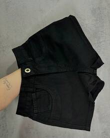 Basic Denim Shorts With Black And Gray Hem - Black. - View 1