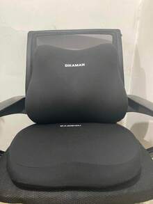 汽车增高座椅垫 + 腰部支撑套装 | 人体工学设计 | 柔软有弹性的记忆海绵 | 增高设计，视野更开阔，舒适度更持久 | 适用于轿车、SUV 和卡车，汽车座椅靠背支撑，人体工学座椅垫