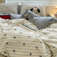 Bộ chăn ga gối họa tiết hoa xanh xám 4 món, bao gồm 1 vỏ chăn + 1 ga trải giường phẳng + 2 vỏ gối, họa tiết sọc đồng quê nước Pháp, ga trải giường màu trơn, thiết kế in, đa năng, cảm giác mềm mại, có thể giặt bằng máy, vỏ chăn & vỏ gối không có ruột - Màu Xám nhạt - Xem 5