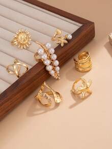 Set de 7 anillos con formas geométricas asimétricas, perlas falsas, estrellas de mar y soles, de estilo ligero y lujoso, para moda casual, estilo callejero, vacaciones, bodas, citas, cumpleaños de mujer, festividades, un regalo de joyería versátil