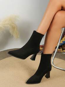 女士踝靴，高跟鞋，2025 年秋冬新品系列，尖头，弹力修身款，后拉链 - 黑色 - 查看 3