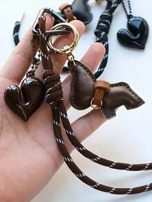 French Bulldog Heart Style Braided Rope Bag Pendant, PU Leather French Bulldog, Split Love Pendant Decoration, High Grade Contrast Color Bag Decoration, Pendant, Accessories, Car Pendant, Daily Necessities, Perfect Holiday Gift, Birthday Gift, For Lovers, Family, Friends, Best Friends, Heart To Heart, Colleagues, Great Holiday Or Women's Gift