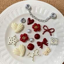 17pcs Shoe Accessories, Love Series Shoe Accessories Set, Red Heart Flower Bow Shoe Accessories, Perfect Valentine's Day Gift, Love Theme, Fashionable Detachable DIY Women's Shoe Accessories