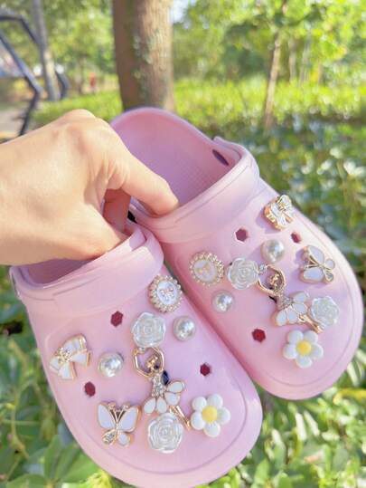 18pcs White Rhinestone Ballet Angel, Rose, Bow, Flower, Pearl Round Bow, Butterfly DIY Detachable Decorative Accessories, Suitable For Sandals, Slippers, Clogs, Garden Shoes, Beach Shoes, All Season, Great Holiday Gift