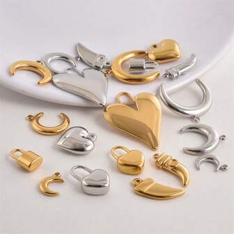 2pcs Heart Lock & Crescent Moon Pendant, 304 Stainless Steel Charm Jewelry Making Supplies, Witch Heart Moon Pendant, DIY Necklace, Keychain, Earrings, Bracelet Decoration, 18k Plated PVD, Unisex