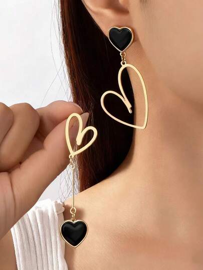 1 Pair Asymmetric Heart Shaped Enamel Earrings