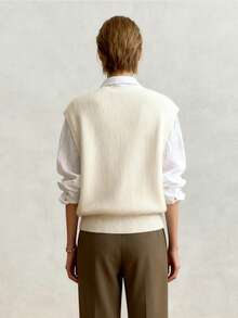 Women's Knit Sweater Vest Fashionable Versatile Solid Color Sleeveless V Neck Button Down Cardigans - Milky - View 7