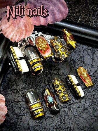 10pcs Handmade Cool Fully Covered Fake Nail Sets, Square Nails Black And White Alternating Nails Metal French Tip Nails Tie Dye, Paired With Antique Design, 3D Angel&Steel Ball Design Hand Drawn Paper Silver Metal Lines Suitable For New Year&Daily Use With 1 Mini Nail File And 1 Double-Sided Adhesive Label