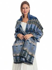 1PC Multi-Functional, Enlarged And Thickened Cape That Can Be Used Throughout The Four Seasons, With A Small Floral Border Design And A Hooded Shawl. It Is Suitable For Outdoor Windproof And Warmth Keeping, As Well As Travel Photography And Holiday/Performance Dressing