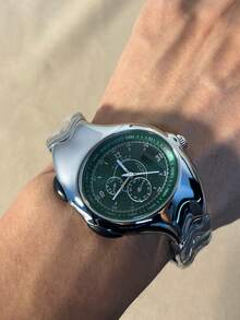 未来感十足的不对称石英腕表，穿搭必备单品 - 彩色 - 查看 3