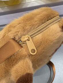 时尚水豚图案毛绒斜挎包，可用作单肩包、手提包和休闲包，新款秋冬女生包包，最佳秋季钱包。 - 卡其色 - 查看 4