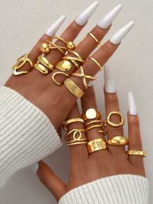 Vintage Elegant Fashion Multi-Element Autumn/Winter Retro Coin Style Random 3pcs Asymmetrical Geometric Line Wrapped Heart Butterfly Snake Flower Bow Hammered Round Adjustable Rings Set, Y2K Luxury Feel Layered Rings Suitable For Women Couples, Ideal For Holiday, Wedding, Party, Daily Matching, Halloween, Christmas, New Year Gifts (Random Delivery)