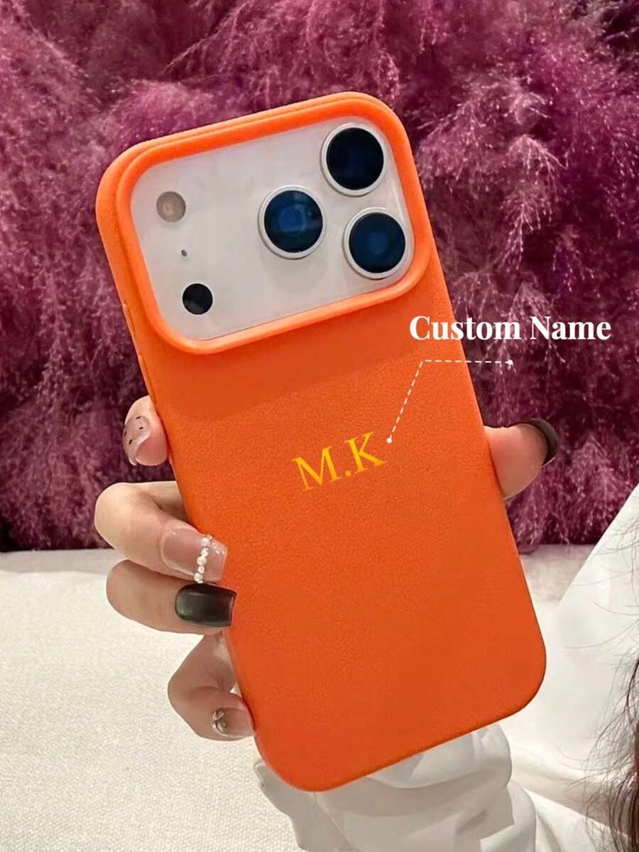 Funda personalizada con patrón de imitación de piel de lichi con elementos iniciales del alfabeto, compatible con iPhone 17, 16, 15, 14 Pro Max, 13, 12, 11 Plus, X, XS, XR. Gran regalo para cumpleaños, aniversario, boda, primavera, vacaciones para hombres, mujeres, padres