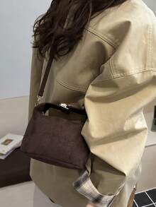 2025新款法式高端编织女士包，西式饺子包，小众质感通勤包，百搭手提包 - 咖啡 - 查看 9