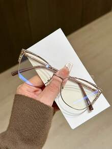1 Stück Damen Metall Katzenaugen Brille mit Strass, einzigartiges Design, funkelnde Ästhetik, blaulichtfilternd - Transparent - Übersicht 12