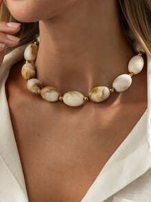1 pezzo Collana asimmetrica in resina con perline geometriche di stile bohémien, elegante e alla moda per casual, festa, vacanze, stile di strada, appuntamenti di coppia, regalo di gioielli per festival femminili (colore e materiale soggetti all'articolo reale)