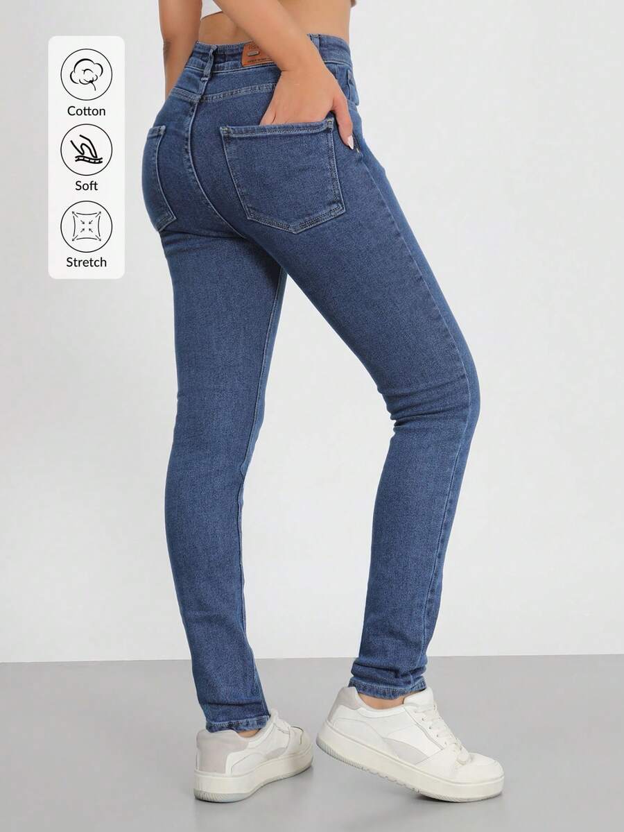 Women's Lightly Stretchy And Pocketed Long Straight Design Skinny Jeans - Navy Blue - View 1