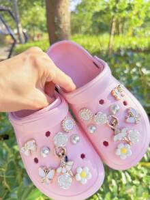 18pcs White Rhinestone Ballet Angel, Rose, Bow, Flower, Pearl Round Bow, Butterfly DIY Detachable Decorative Accessories, Suitable For Sandals, Slippers, Clogs, Garden Shoes, Beach Shoes, All Season, Great Holiday Gift