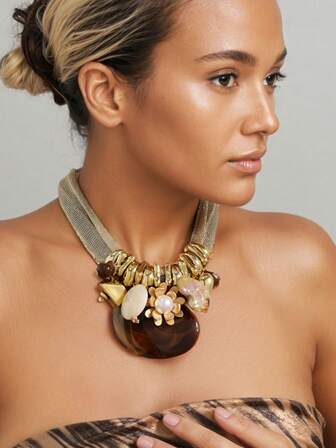 Bohemian Style Statement Necklace With Mixed Elements, Exaggerated Design Choker For Party And Vacation