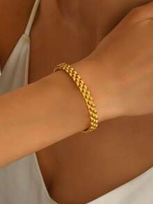 Set de 3 pulseras superpuestas, juego de pulseras de acero inoxidable dorado elegante y noble para mujer para uso diario, pulsera con diamantes incrustados, pulsera de flor de cinco hojas, recubrimiento de vacío electrolítico, no se desvanece fácilmente, adecuado para uso diario de la mujer, accesorios de acero inoxidable, conjunto de moda de acero inoxidable, joyería de oro, joyería de mujer, pulseras, accesorios de mujer, joyería de acero inoxidable, pulseras para mujer, joyería occidental