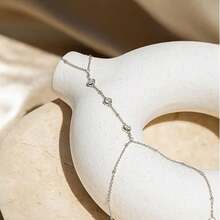 Hand Link Bracelet Ring Hand Chain 14K Dainty Finger Bracelet Hand Jewelry Gold Bracelet For Women Summer Essentials Stuff Fashion Jewelry Gifts Adjustable Size - 銀色 - 查看 6