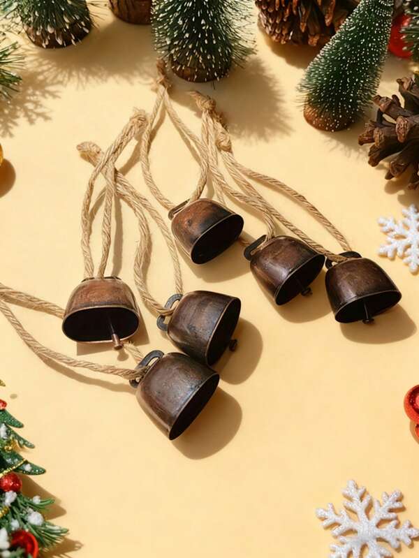 6 Stück Vintage farbige Gusseisen Glöckchen - perfekt für Weihnachtsbaum Dekorationen mit Aufhängeseil aus Jute, ideal für rustikale Feiertags-Dekoration, Haustiere, beste Geschenke, Geburtstag, Heim-Dekoration, Weihnachtsdekorationen, Raumdekoration