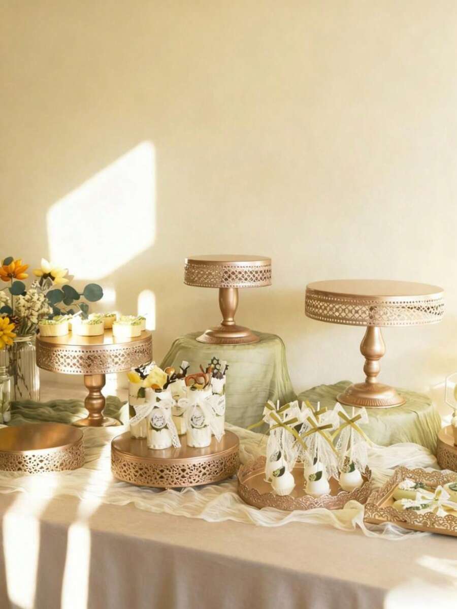 Juego de 3 soportes para tartas con diseño original de estrella y corazón, de hierro metálico redondo, para exhibir en la mesa en fiestas de cumpleaños, baby showers, bodas y celebraciones, para decoración de tartas, cupcakes y postres (adecuados para tartas de 6-8"/10") - Champán - Ver 1