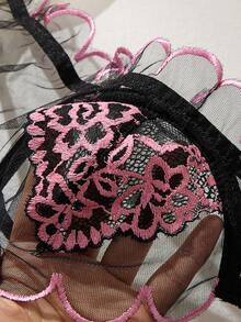 2PCS Women's Black And Pink Colorblocked Lace Floral Sexy Underwear Set, Semi-Transparent Flirty Ruffles, Cozy Home Comfort Style Lingerie Set, Perfect For Christmas Gifts