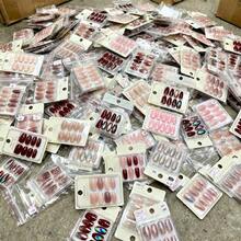 24 Pieces/Set Of Selected High-Quality Handmade Acrylic Press-On Nails, Medium-Length Coffin-Shaped Nails - Halloween Is Coming, Factory Direct - One Piece Is Shipped Randomly, Halloween Nails, Gothic Style Nails, Punk Nails, Ghoul Zombie Bandage Style, Metal Spider, Skull, Bat Pattern, Hand-Carved Pumpkin Lantern, Spider Web, Ghost Face, False Nails, Gradient Styles Of Different Lengths, Pink Gradient, Jelly Nails, Glossy Coffin-Shaped False Nails, Blue Gradient 3D Press-On Nails (With Butterfly Pearl 3D Decoration), Solid Color Cat Eye Press-On Nails, Glitter False Nails For Short Nails, Oval Nails, Detachable False Nails, Nail Art Supplies Nail Art, Suitable For Parties, Dances, Daily Wear, Student Gatherings, Reusable Press-On False Nails, Comes With 1 Adhesive Sheet And 1 Mini File (Randomly Shipped);