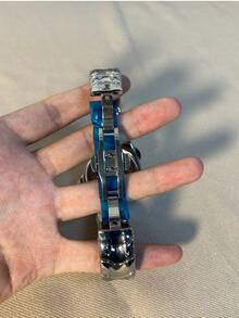 未来感十足的不对称石英腕表，穿搭必备单品 - 彩色 - 查看 8