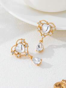 Elegant Teardrop Pearl Heart Stud Earrings, Luxury Vintage Chic Fashion Earrings For Women - Heart-shaped Earrings - View 3