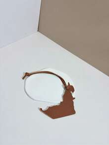 1个纯色PU材质时尚优雅简约百搭个性化可爱趣味阿联酋地图造型图案背包单肩包斜挎包手提包托特包腋下包化妆包其他收纳包挂件汽车挂件钥匙扣裤腰挂件行李挂件识别挂件适合情侣、女友、学生、男女通勤、日常约会、假期、旅行，也适合男士假期，送给女友、母亲的小礼物、生日礼物 - 彩色 - 查看 5