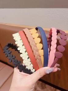 8 sztuk minimalistycznych, uniwersalnych plastikowych opasek na głowę w kształcie zębów, codzienne akcesoria do włosów dla kobiet, odpowiednie do noszenia na co dzień i do użytku domowego - Wielokolorowe - Zobacz 2