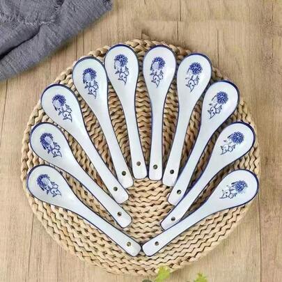 1pc Blue & White Ceramic Soup Spoon, Long Handle Ramen Spoon, Suitable For Hotel, Restaurant, Cafeteria, Home, Gift