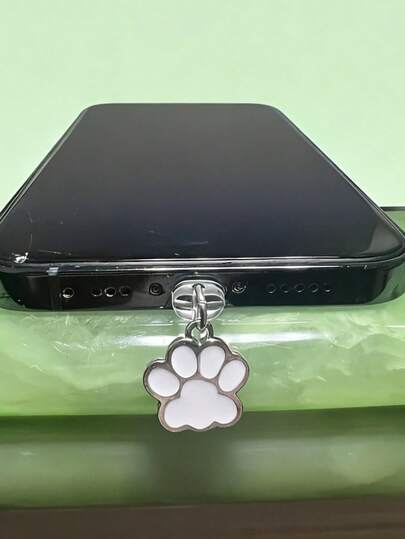 Heart-Shaped Cat Paw Cute Anti-Dust Plug Pendant Accessory, Fits For IPhone 11-16