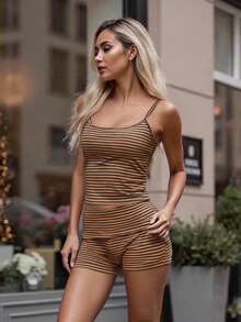 Women Y2k 2 Piece Lace Shorts Set Sleeveless V Neck Cami Top With Shorts Pajamas Sets Sleepwear - 棕色 - 查看 3