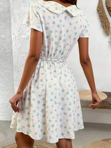 Vestido elegante de mujer con estampado floral, cuello en V, manga corta, bajo con volantes, corte A, tejido ligeramente elástico - Verde - Ver 3