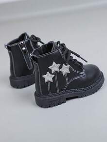 1 Pair Fashionable Baby Autumn/Winter Short Boots, With Stylish Pentagram Pattern And Stitching, Retro Side Zipper Design, Comfortable Warm Plush Lining And Anti-Slip Rubber Sole, Suitable For Baby Daily Commute And School Activities - Black - View 3